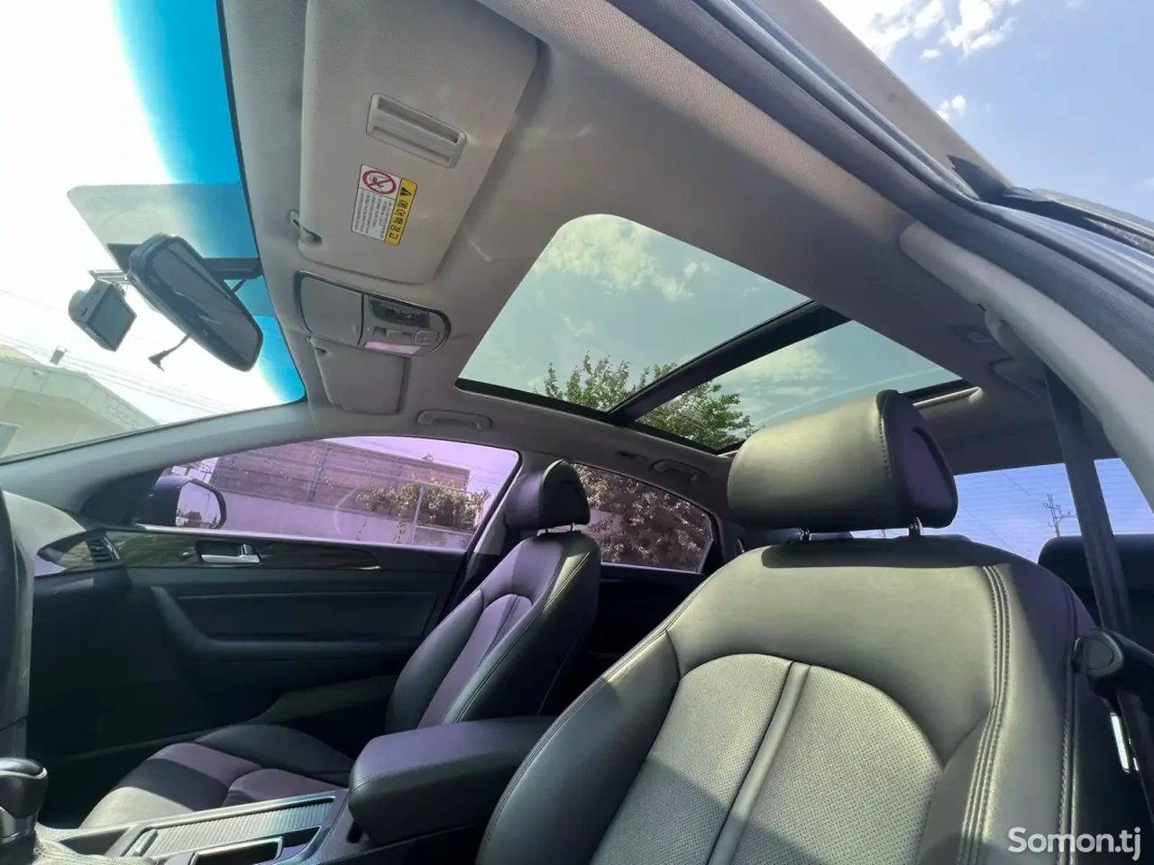 Hyundai Sonata 2015 · 2.0 AT