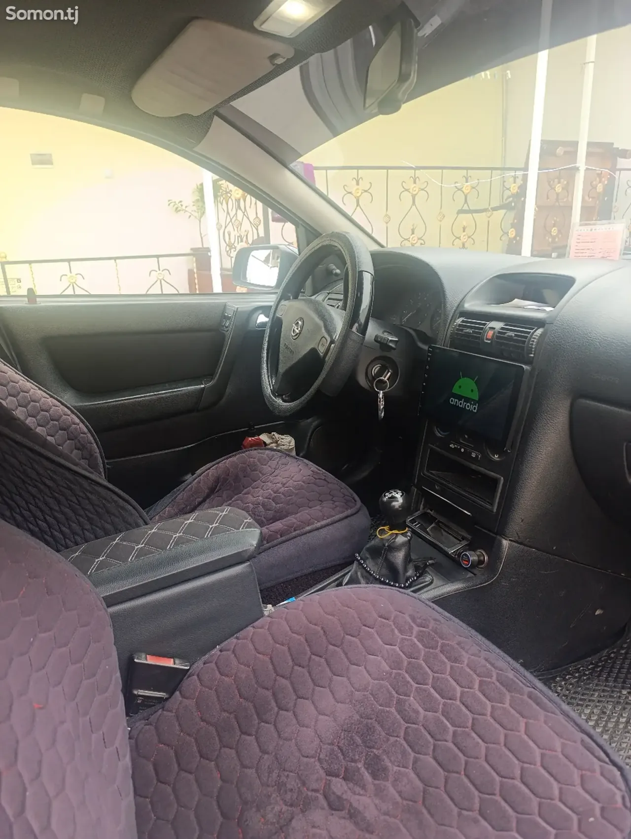 Opel Astra G 1999 · 1.6 MT