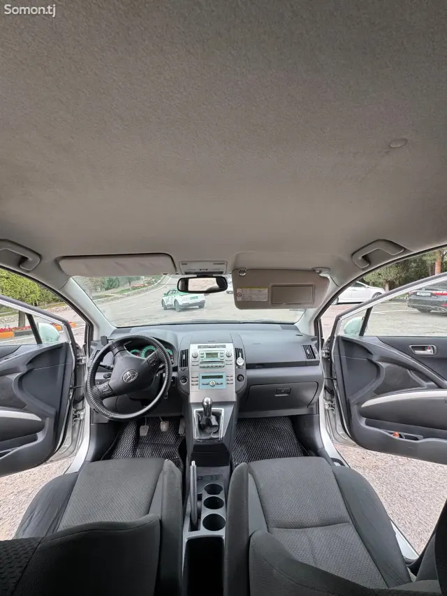 Toyota Verso 2007 · 2.2 MT