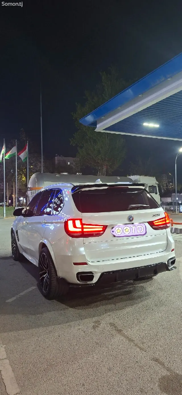 BMW X5 2015 · 3.5 AT