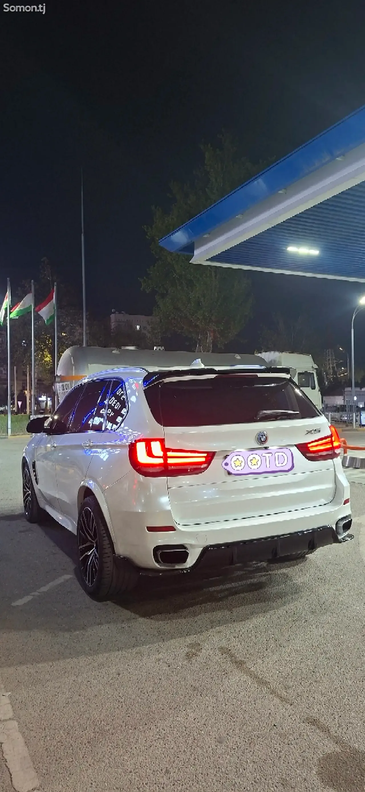 BMW X5 2015 · 3.5 AT