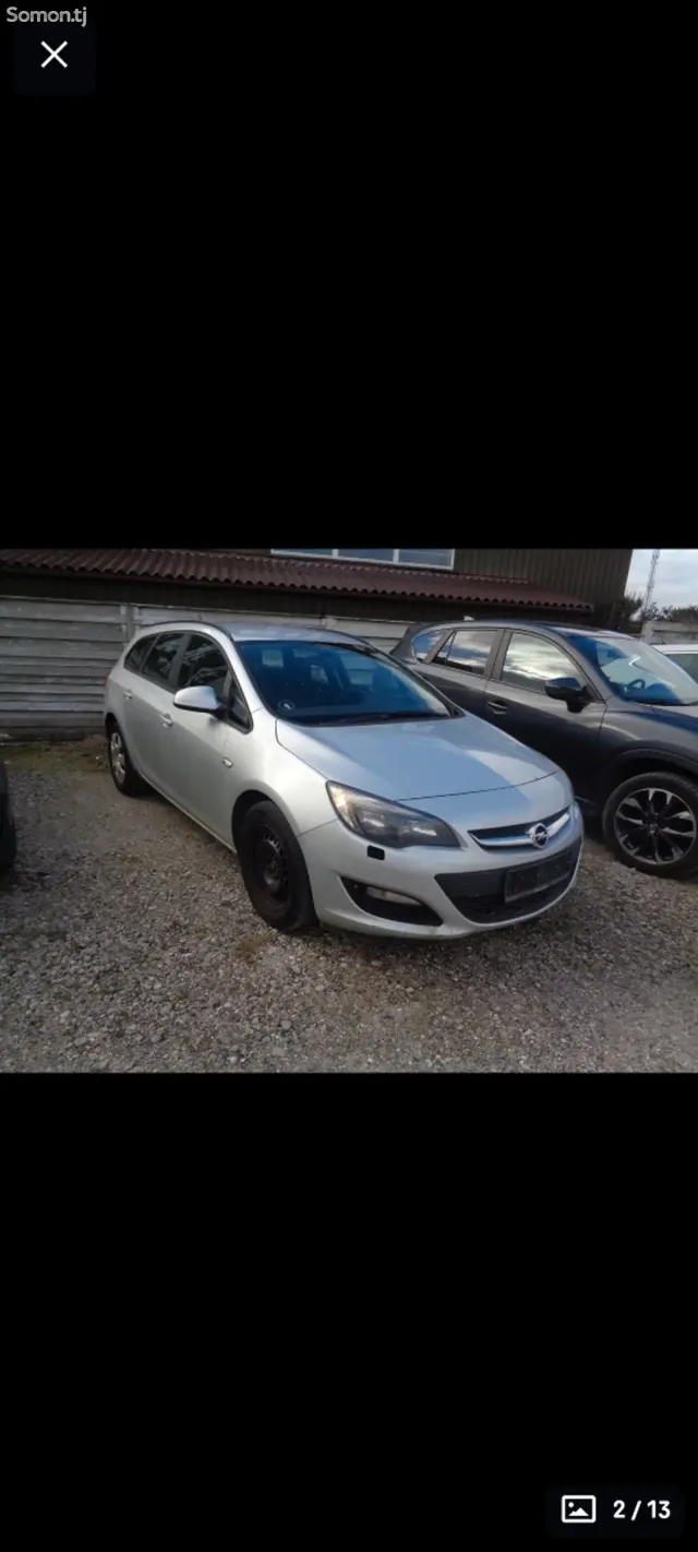 Opel Astra K 2014 · 1.4 MT