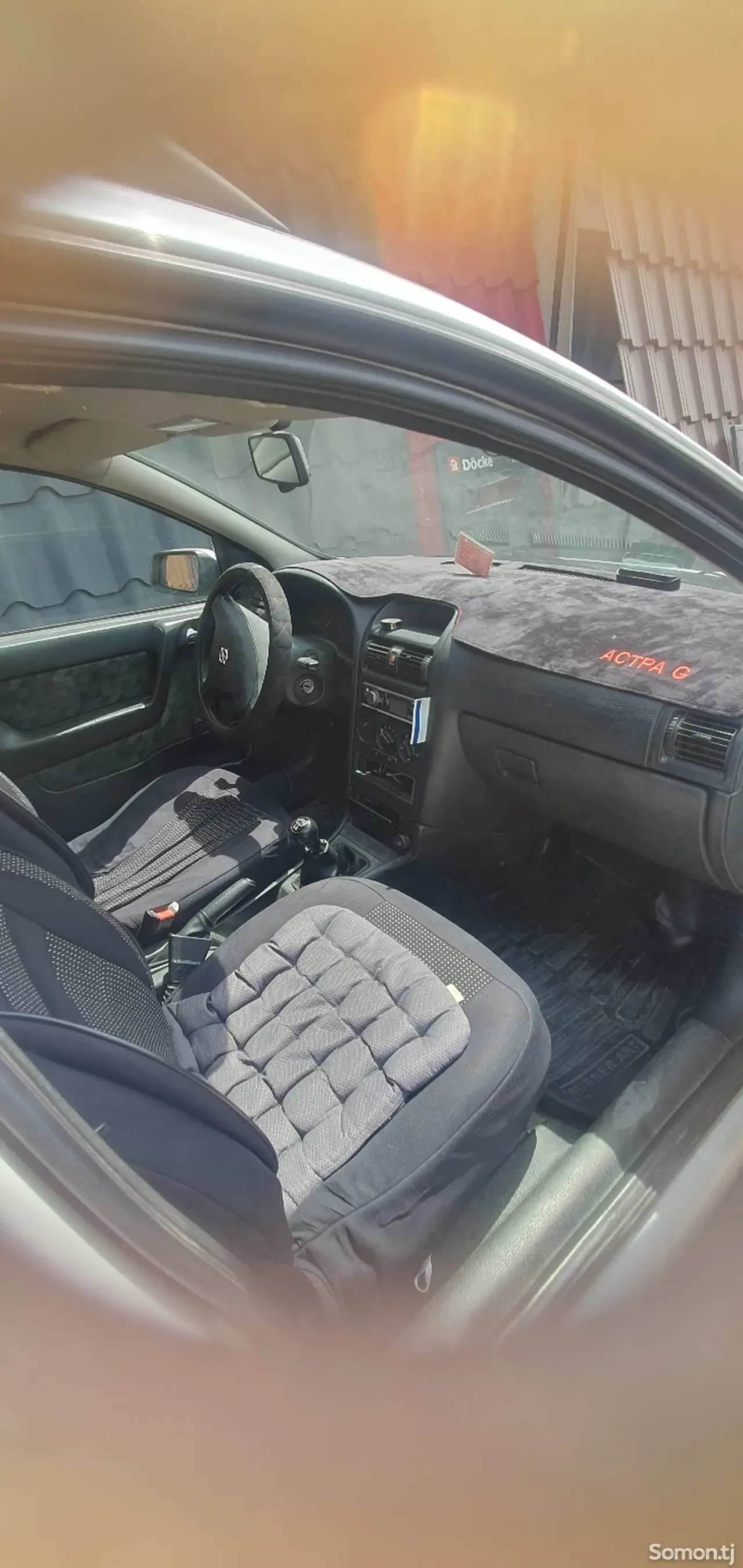 Opel Astra G 1997 · 1.6 MT