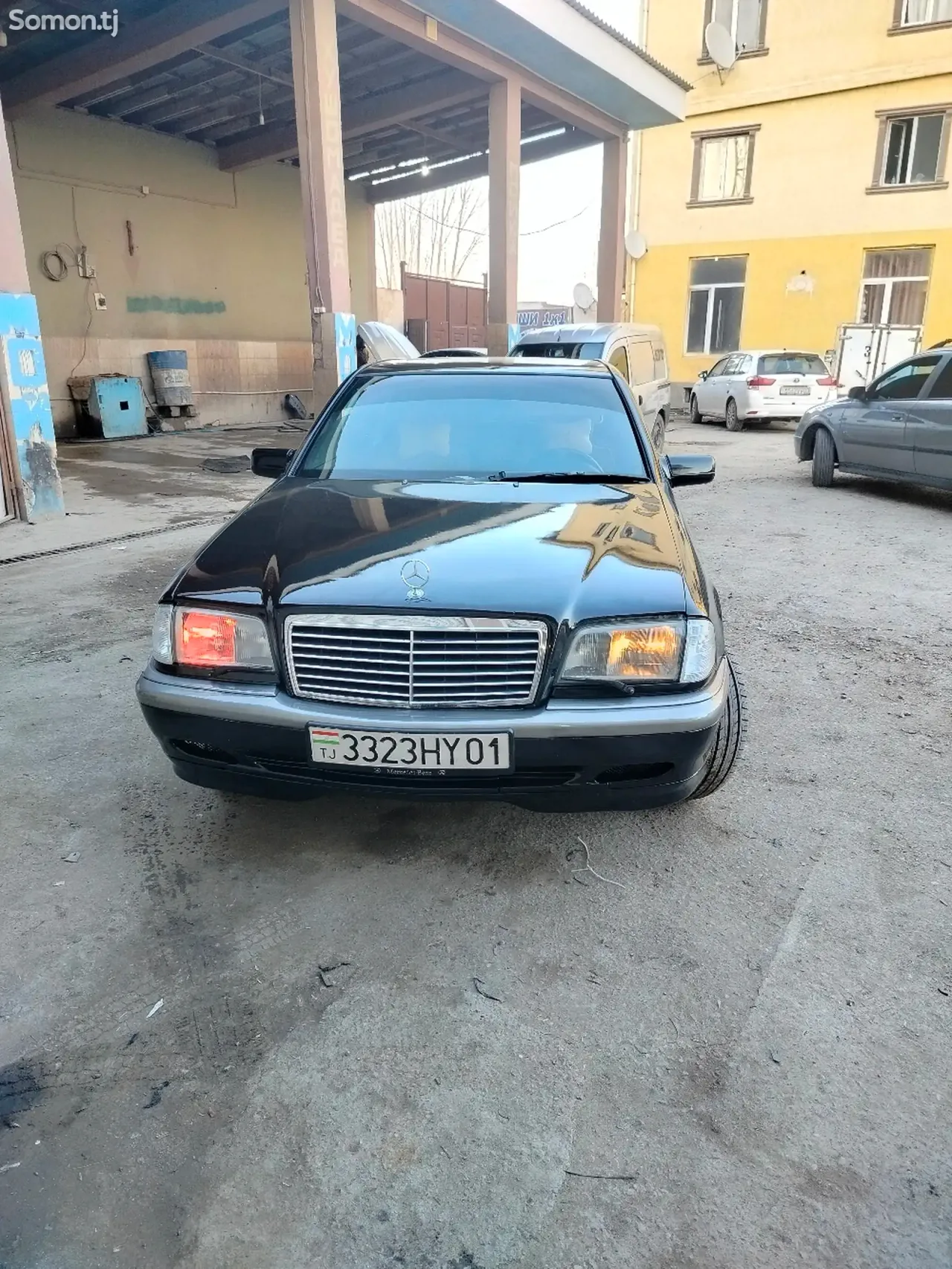 Mercedes-Benz C class 1995 · 2.0 MT