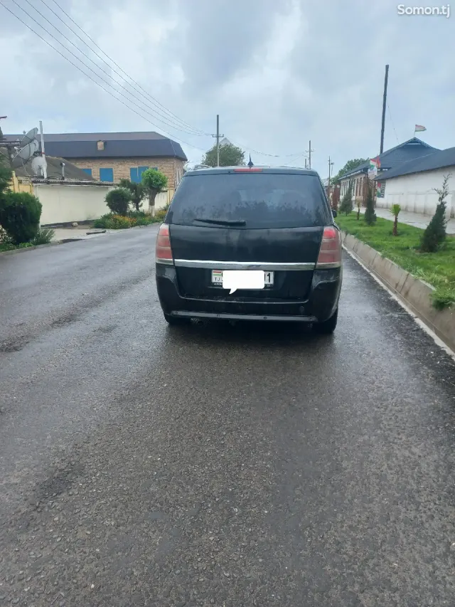 Opel Zafira 2007 · 1.8 MT