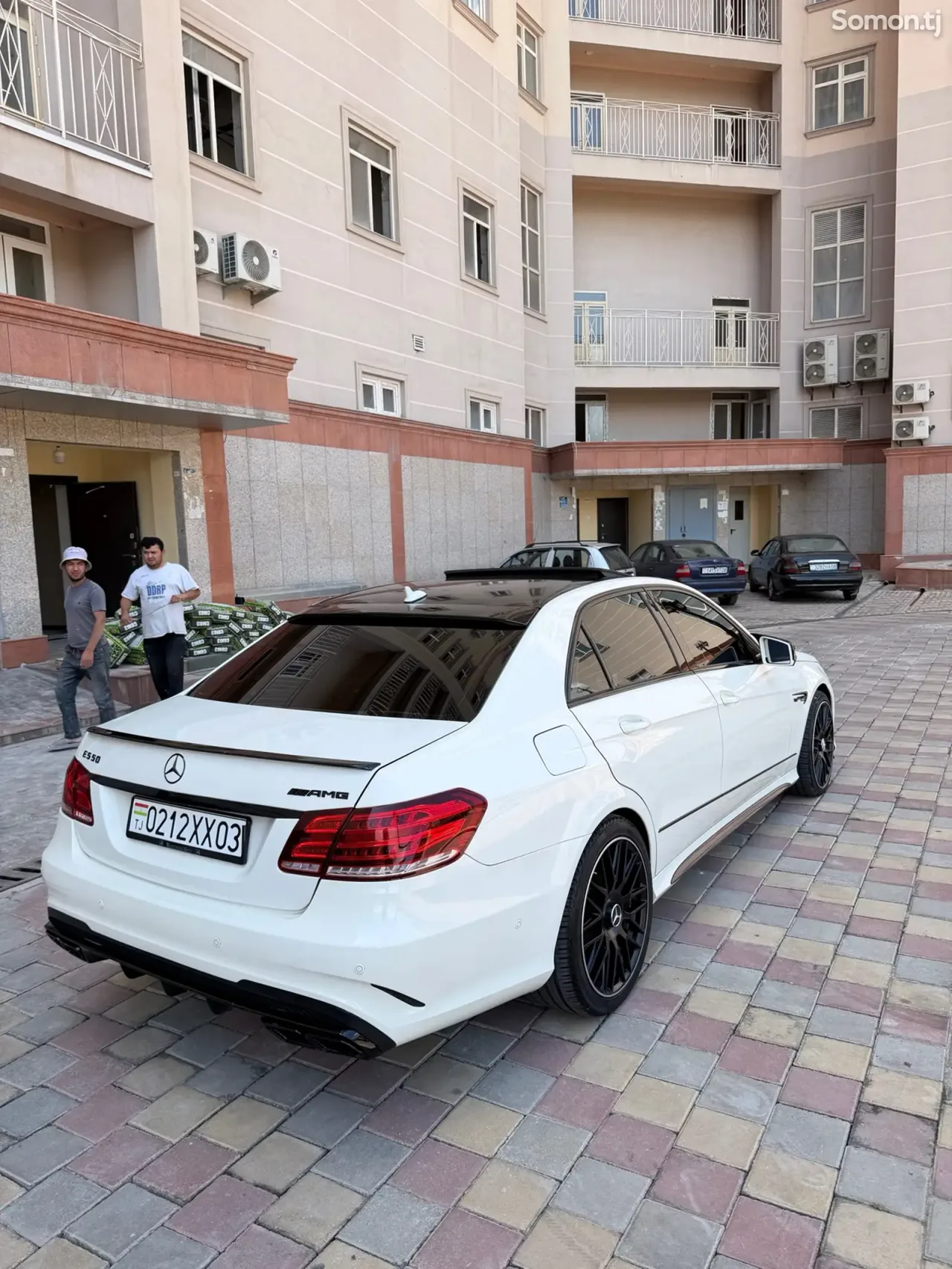 Mercedes-Benz E class 2011 · 3.5 AT
