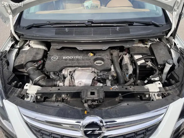 Opel Zafira 2015 · 1.6 AT