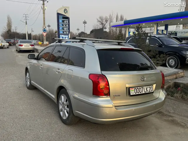Toyota Avensis 2006 · 2.0 AT