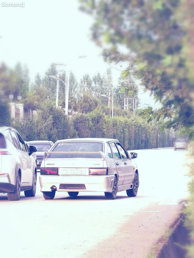 Lada (ВАЗ) 2114 2012 · 1.7 MT