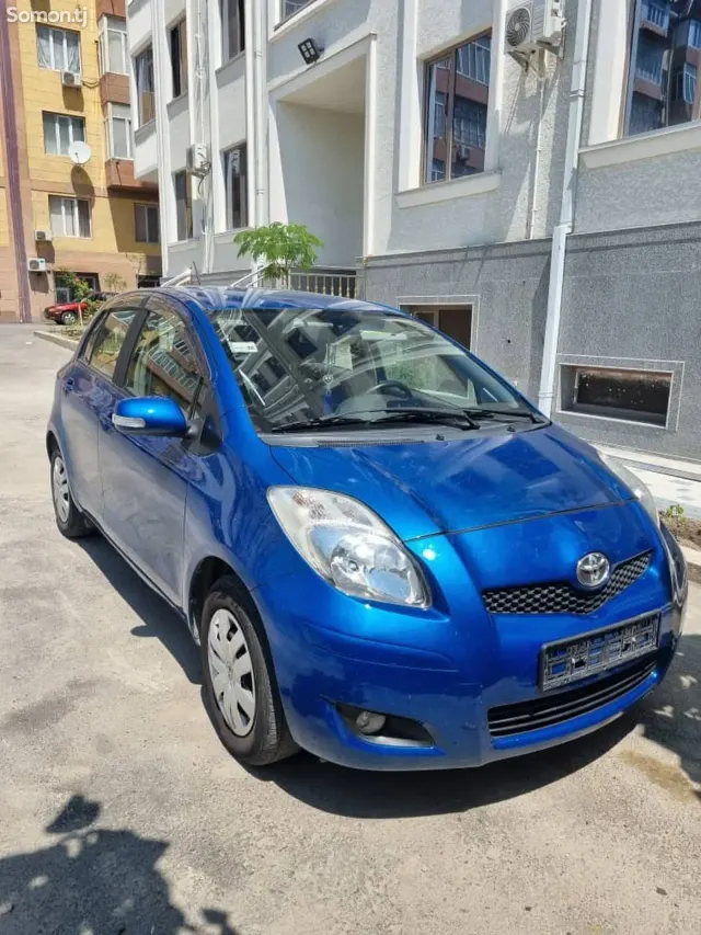 Toyota Vitz 2010 · 1.3 AT