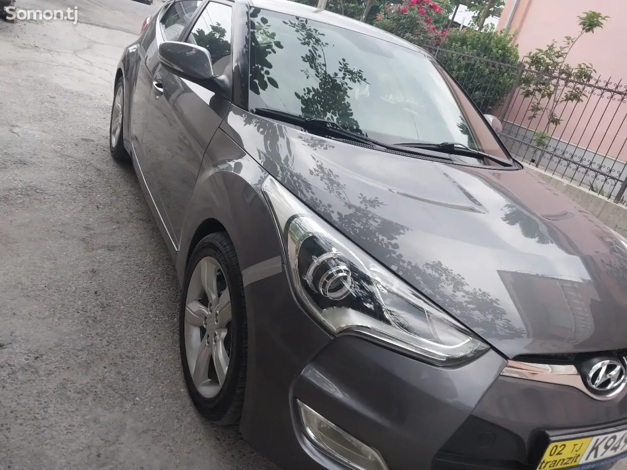 Hyundai Veloster 2012 · 1.6 AT
