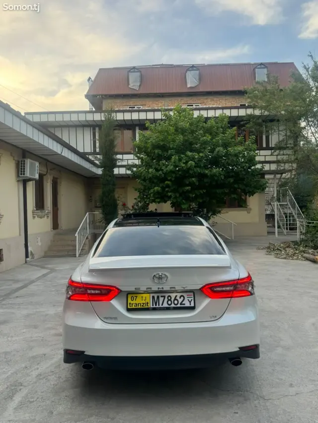 Toyota Camry 2024 · 3.5 AT