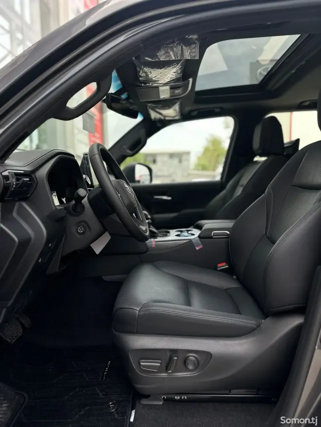 Toyota Land Cruiser 2026 · 3.5 AT