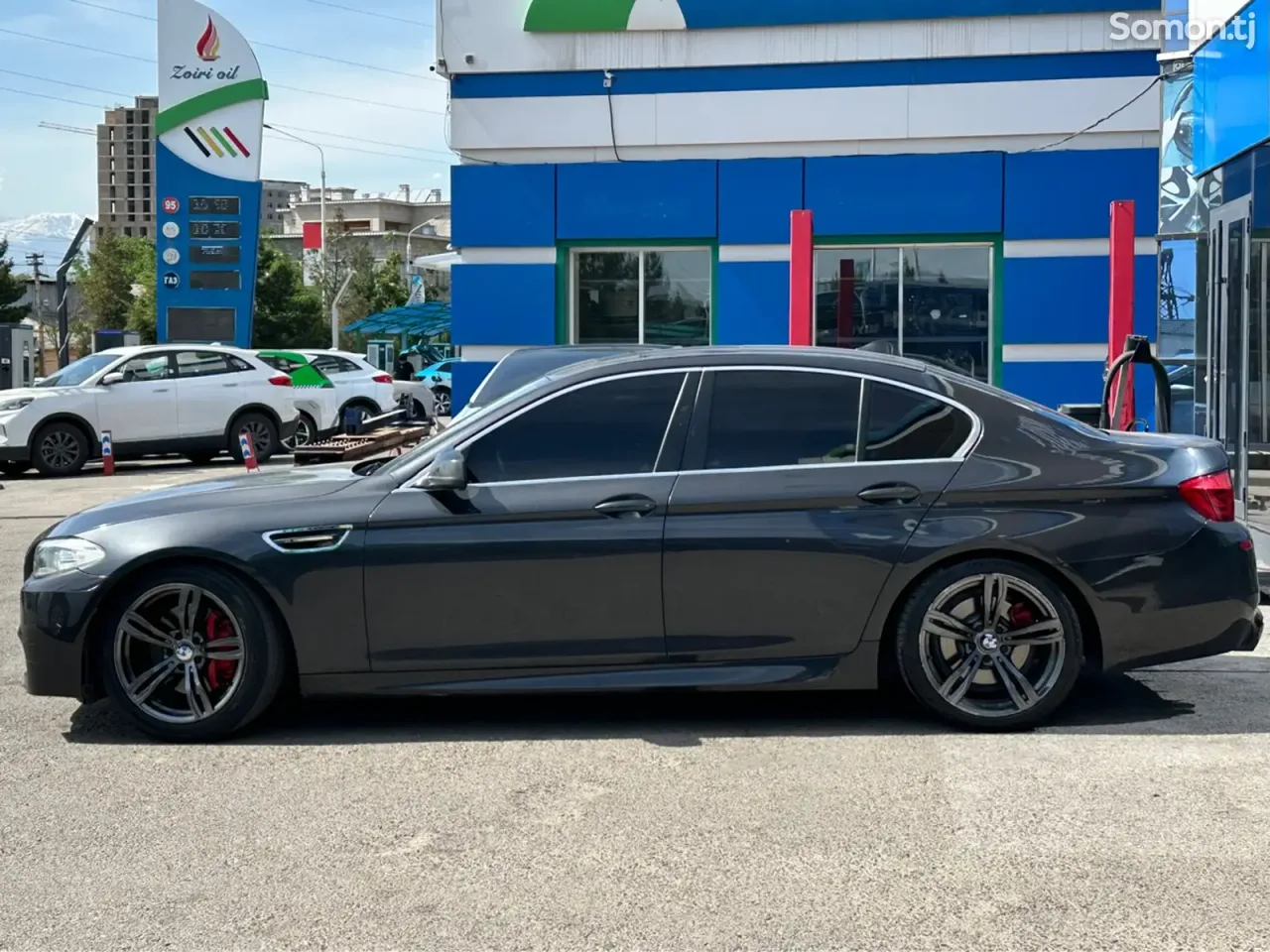 BMW 5 series 2012 · 2.0 AT