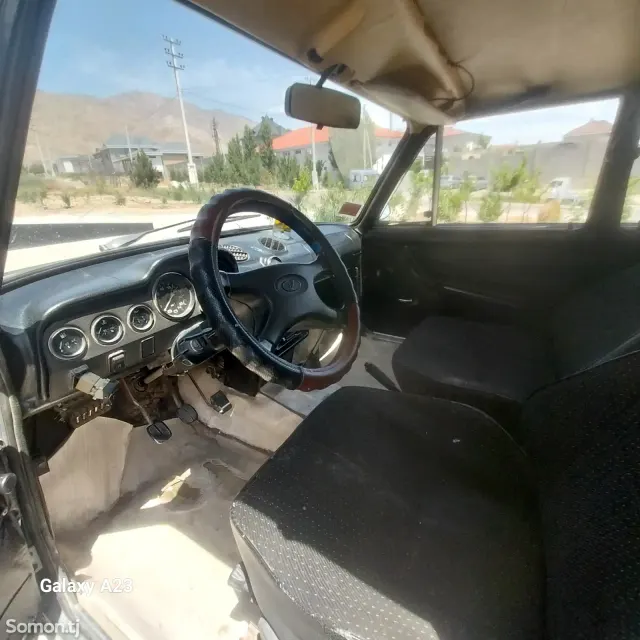 Lada (ВАЗ) 2106 2000 · 1.6 MT