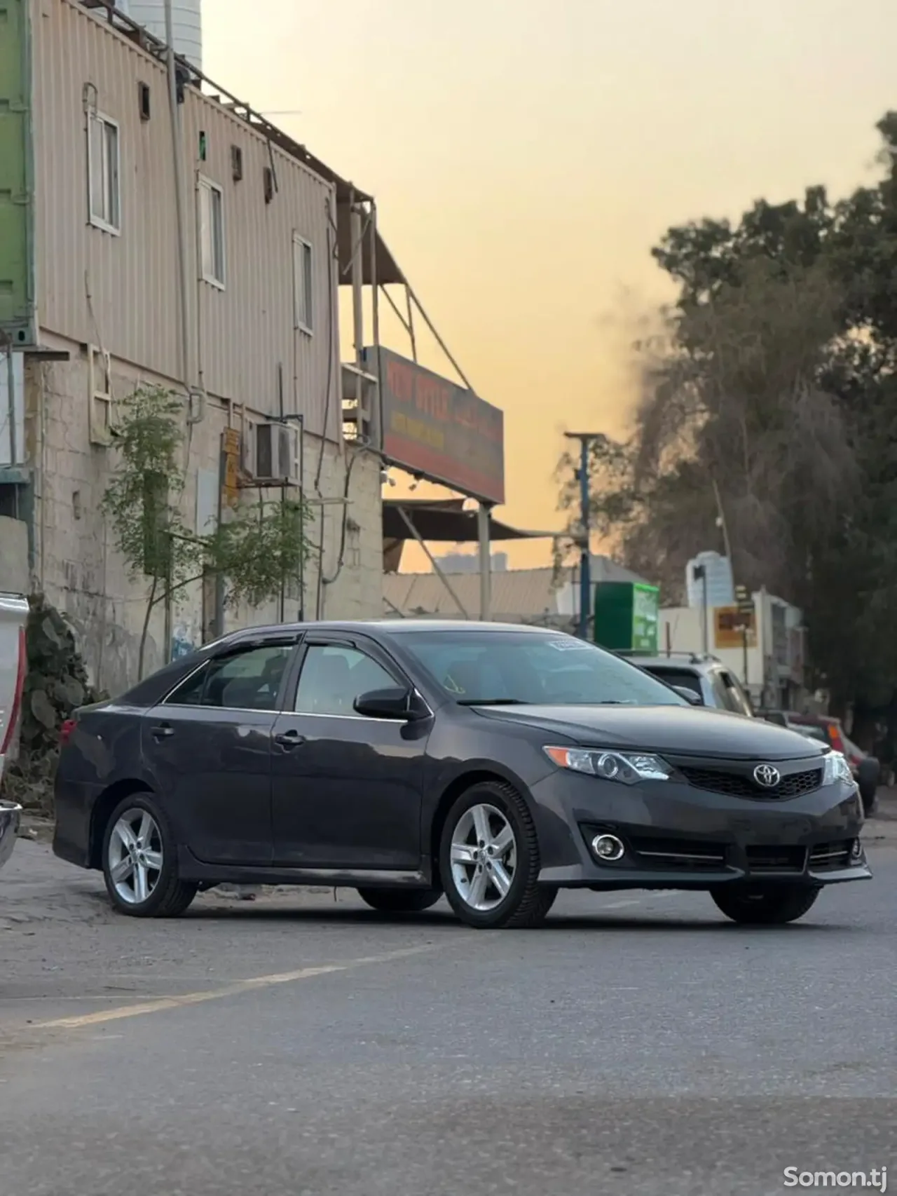 Toyota Camry 2014 · 2.5 AT