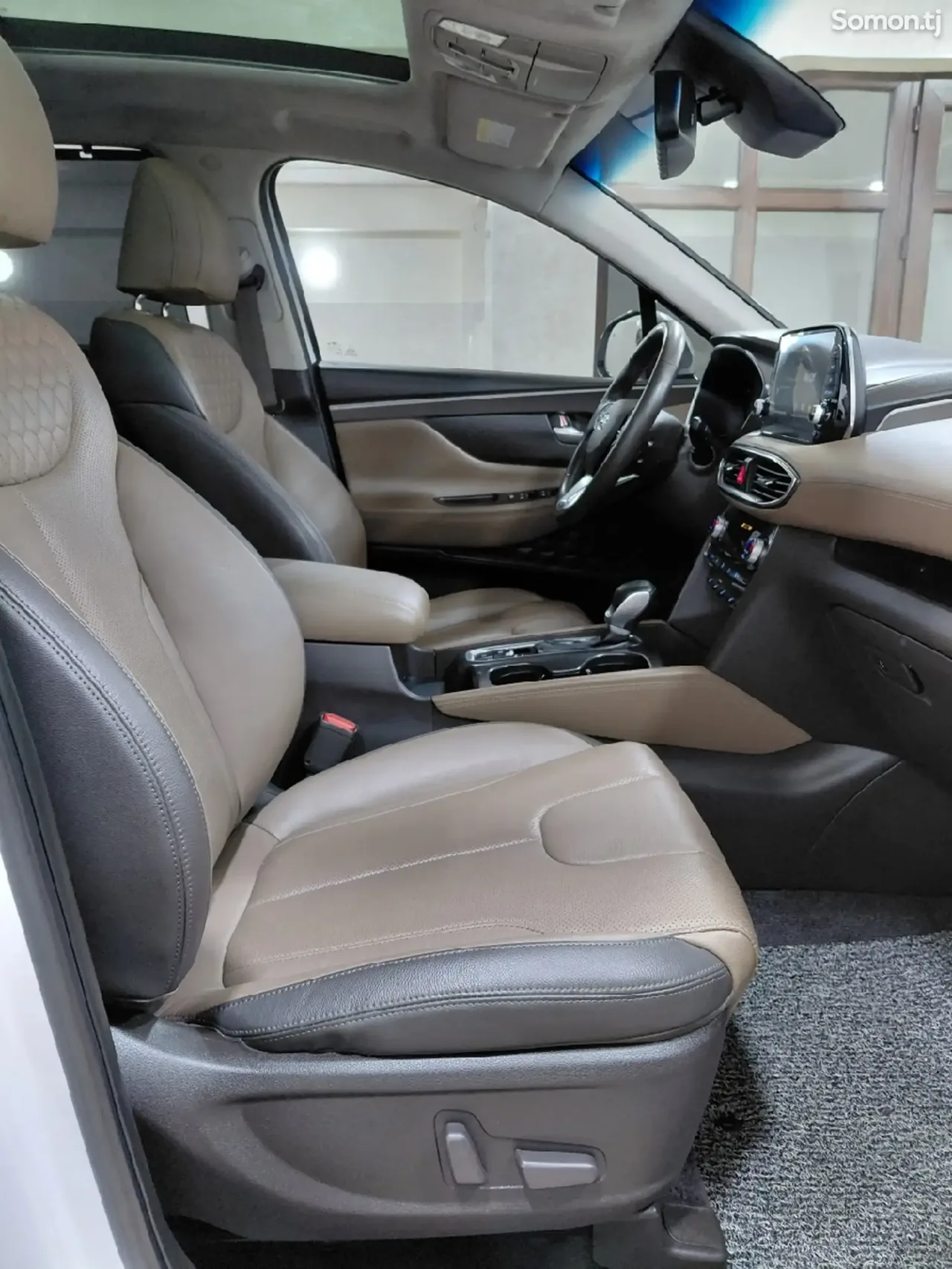 Hyundai Santa Fe 2018 · 2.2 AT