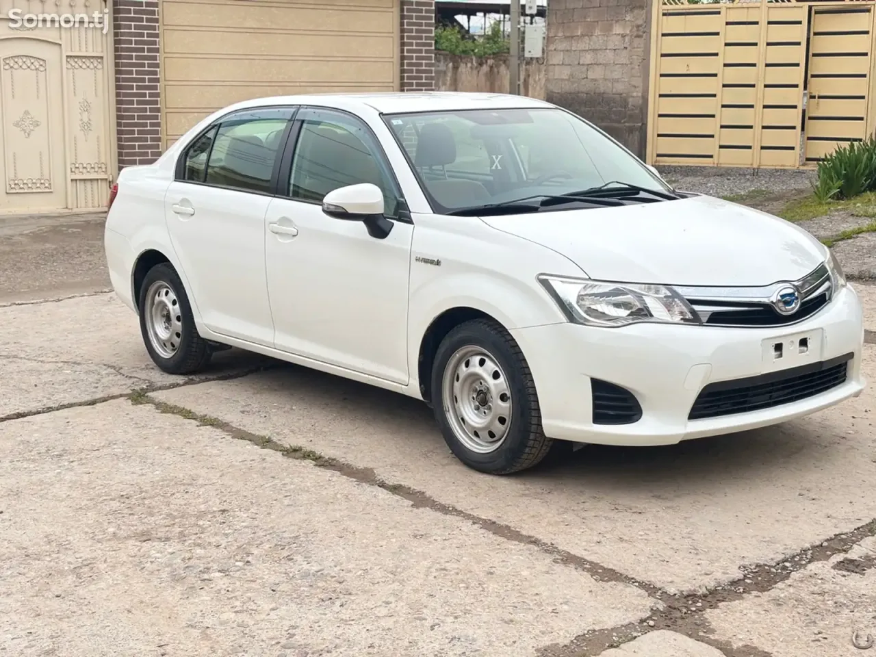 Toyota Axio 2015 · 1.5 AT