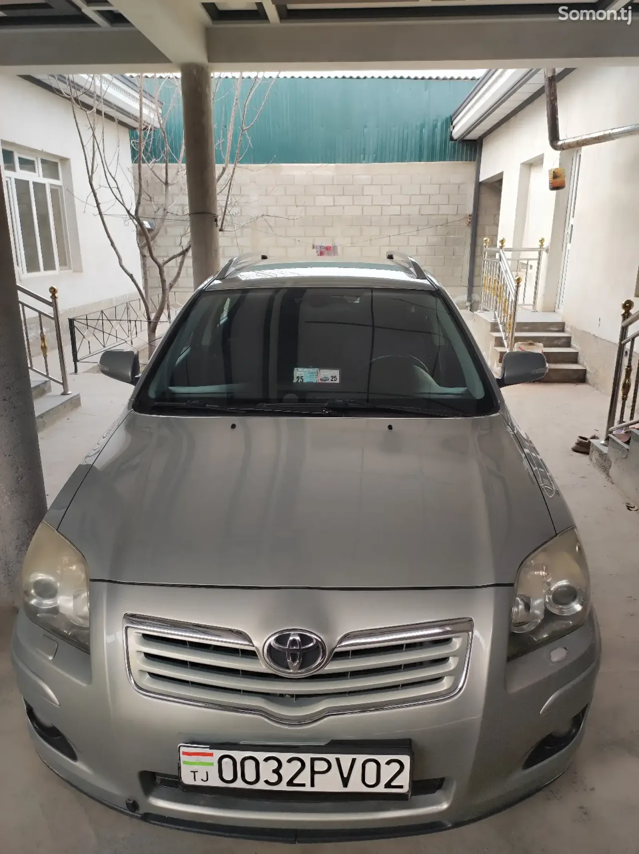 Toyota Avensis 2008 · 2.0 MT
