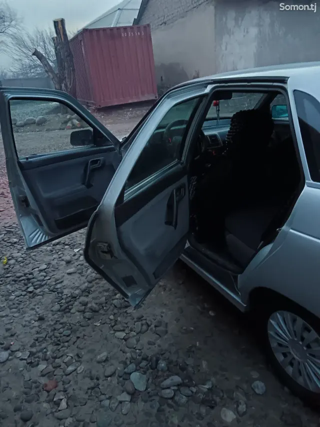 Lada (ВАЗ) 2110 2003 · 1.5 MT