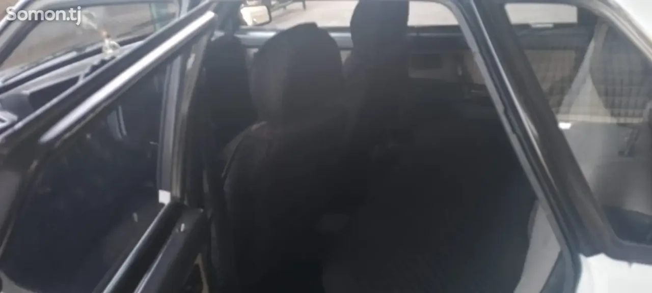 Lada (ВАЗ) 2109 1999 · 1.6 MT