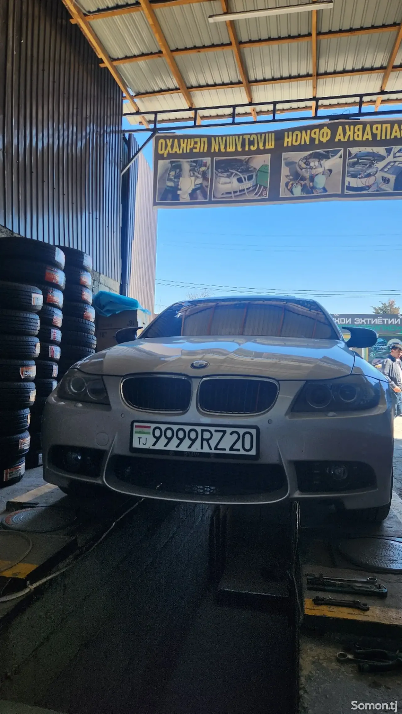 BMW 3 series 2009 · 2.0 AT