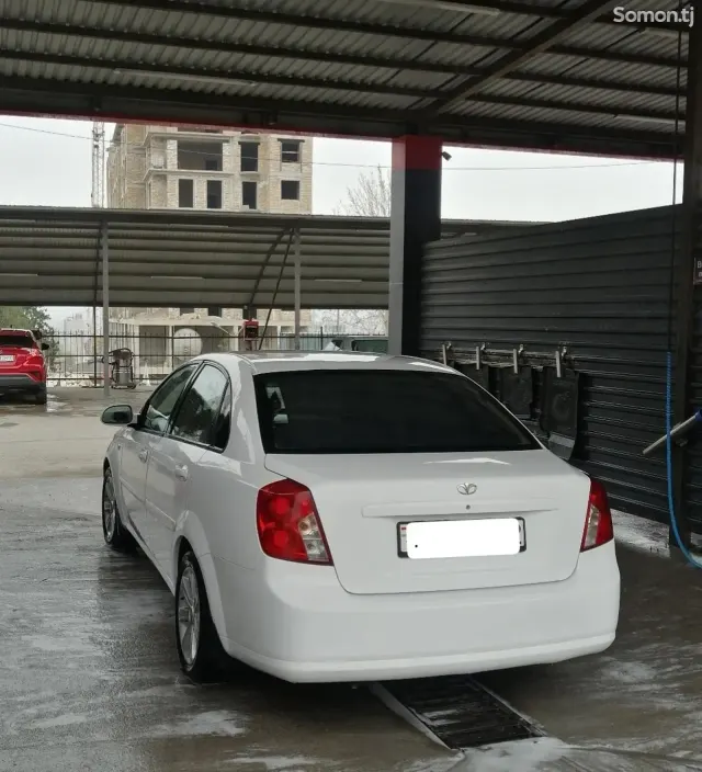 Chevrolet Lacetti 2005 · 1.6 AT