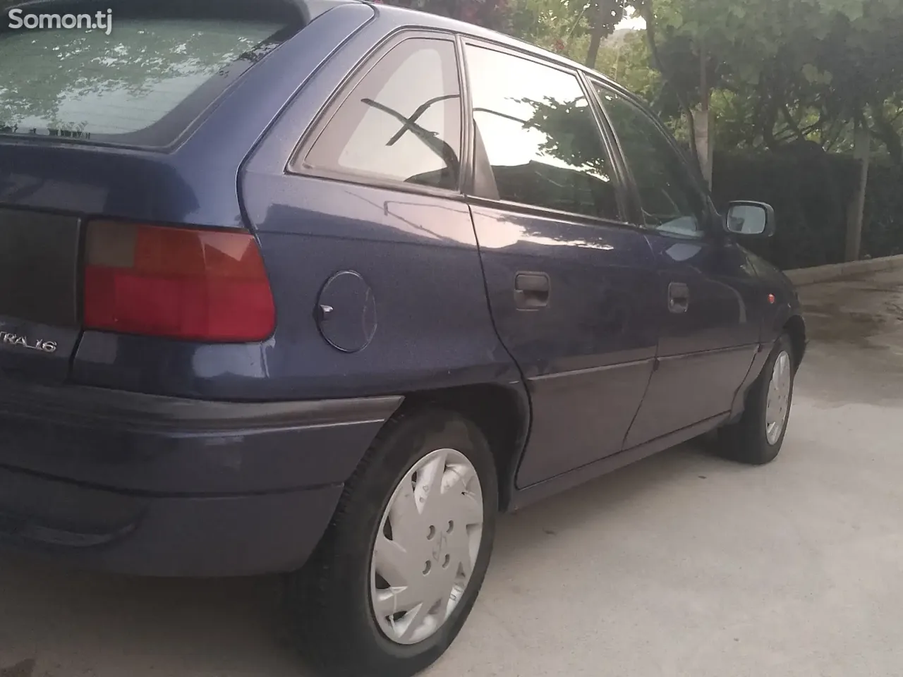Opel Astra F 1998 · 1.8 MT