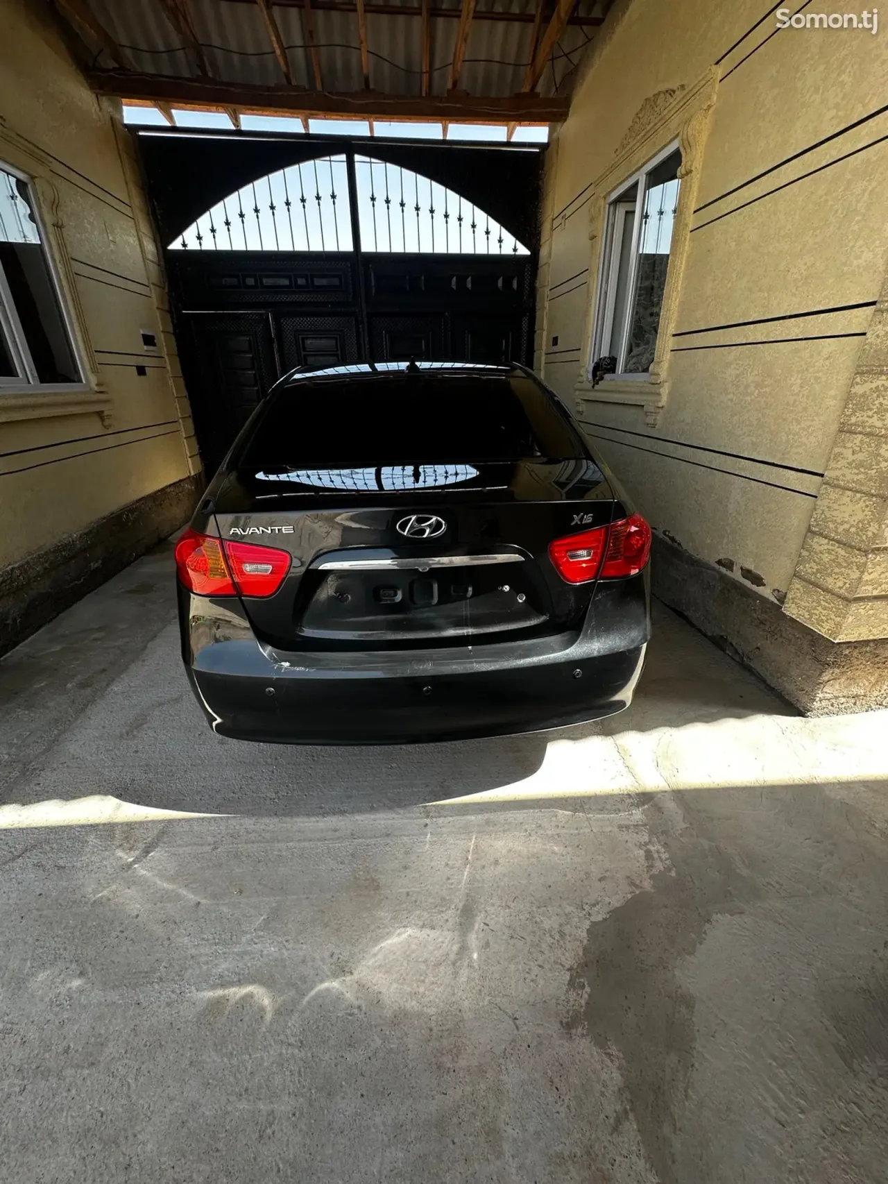 Hyundai Avante 2009 · 1.6 AT