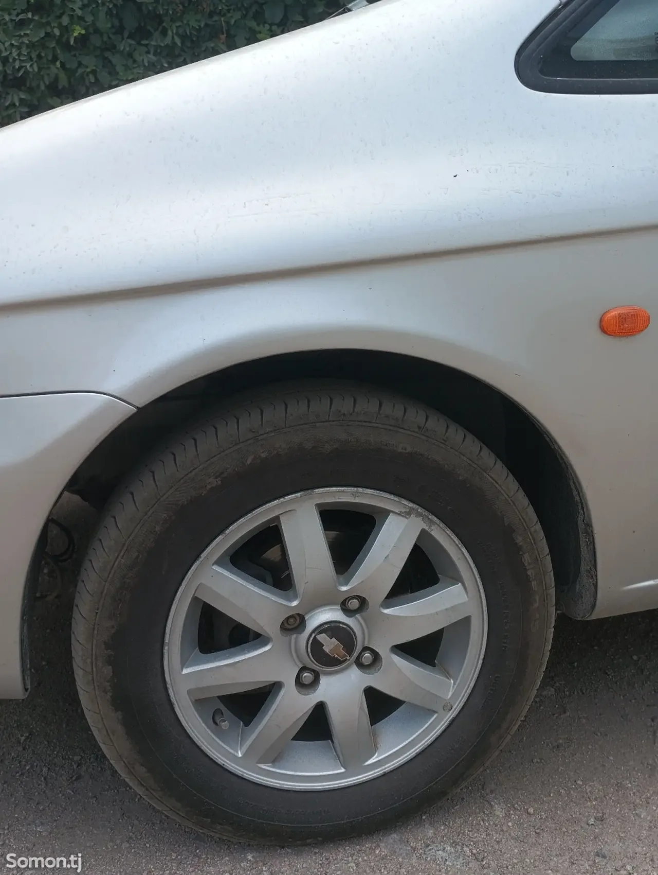 Chevrolet Rezzo 2005 · 1.6 MT
