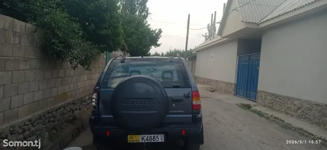 Opel Frontera 2000 · 2.0 MT