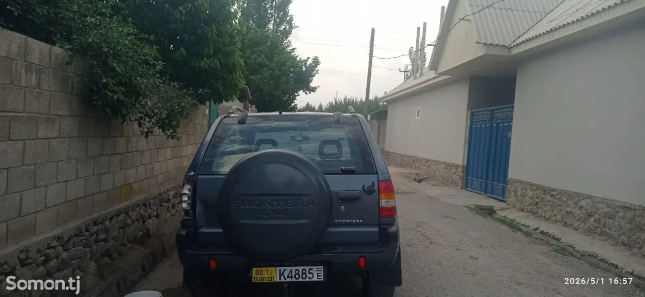 Opel Frontera 2000 · 2.0 MT