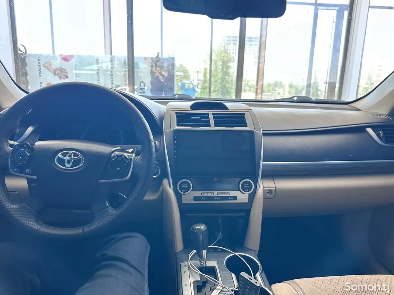 Toyota Camry 2012 · 2.5 AT