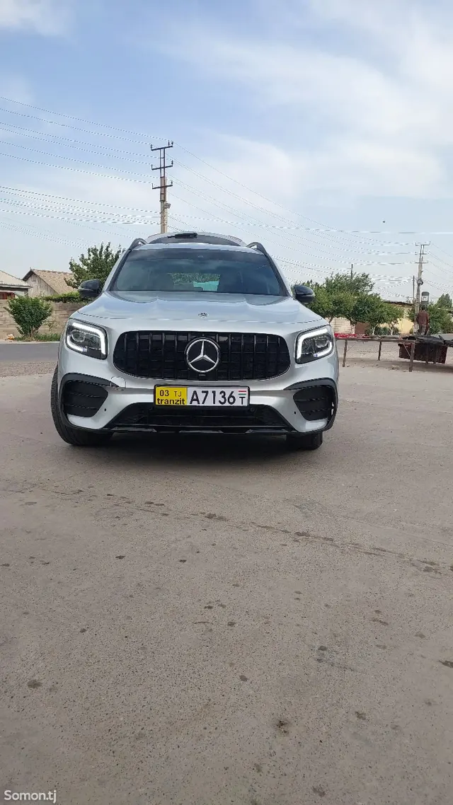 Mercedes-Benz GLB class 2022 · 2.0 AT
