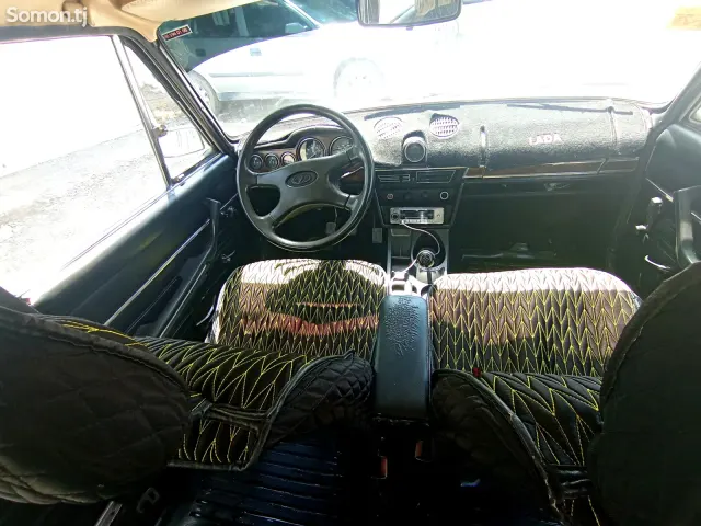 Lada (ВАЗ) 2106 1990 · 1.1 MT