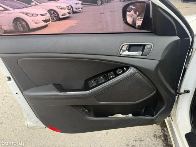 Kia K5 2014 · 2.0 AT