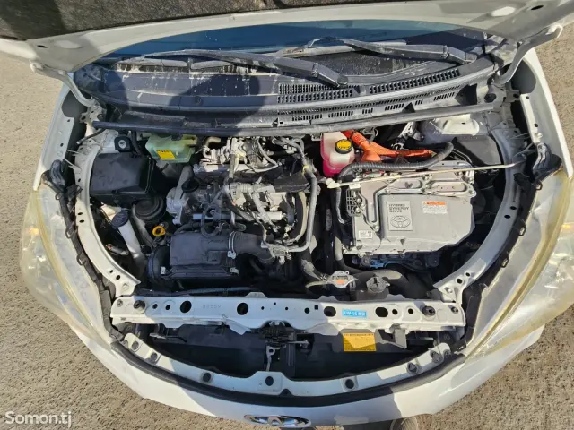 Toyota Aqua 2014 · 1.5 AT
