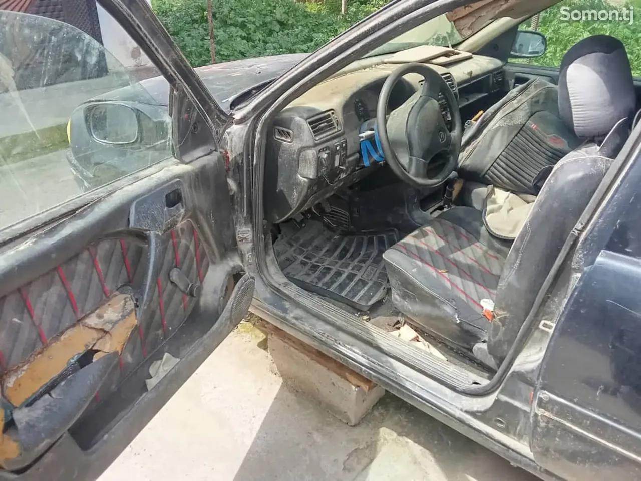 Opel Vectra A 1994 · 1.6 AT