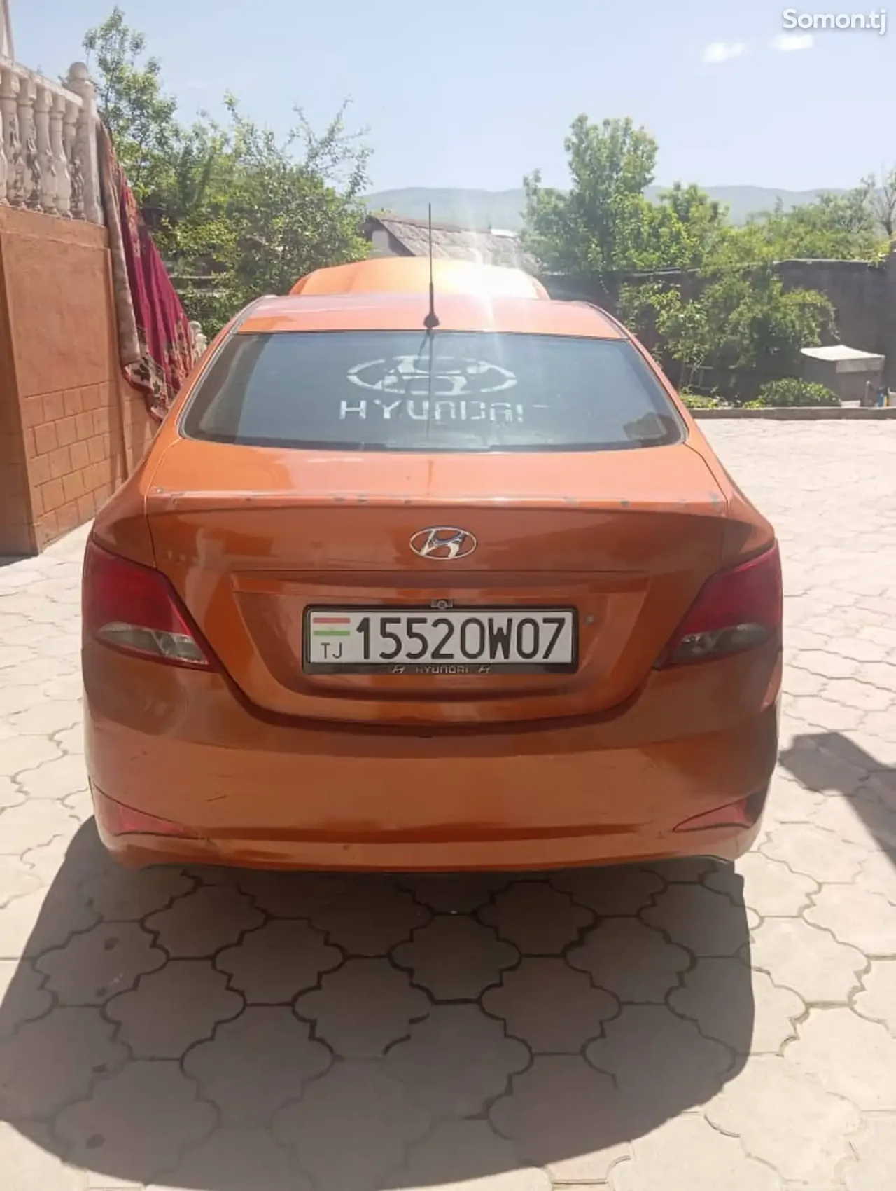 Hyundai Solaris 2015 · 1.6 AT