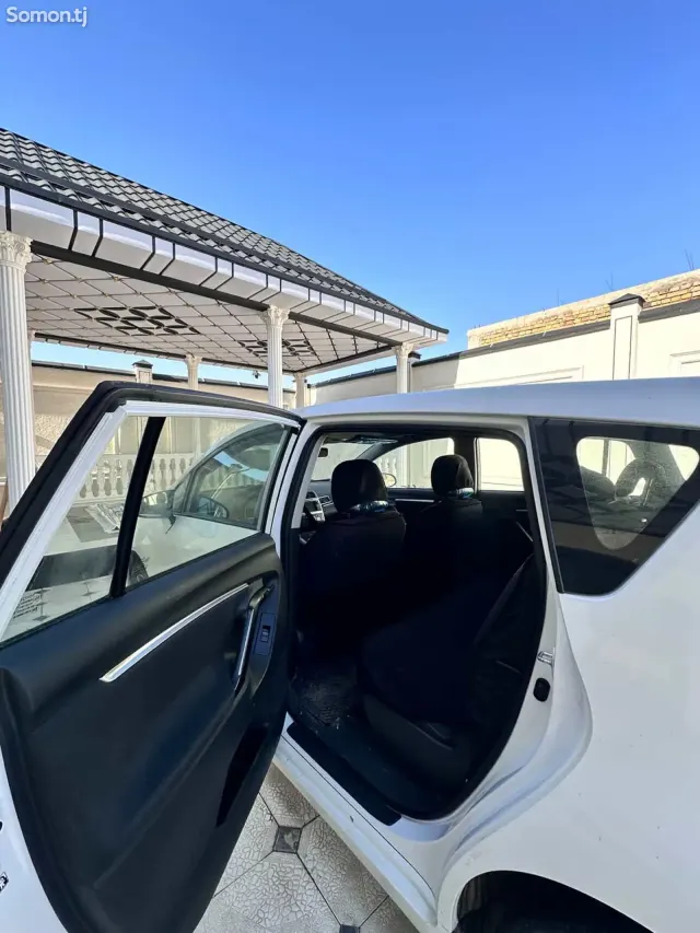 Toyota Verso 2015 · 1.8 MT
