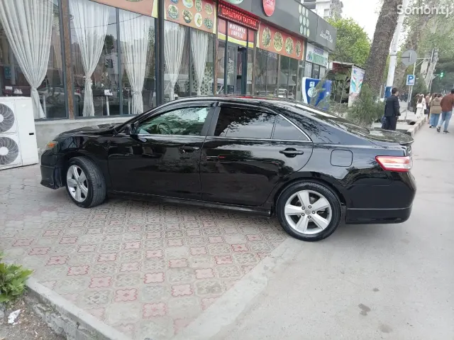 Toyota Camry 2008 · 2.4 AT