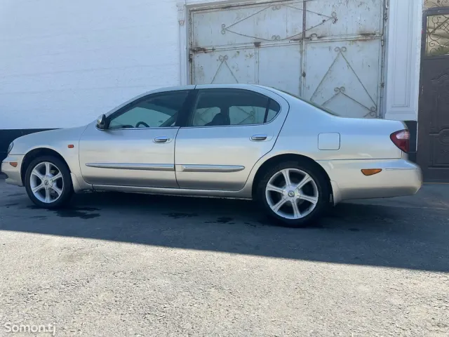 Nissan Maxima 2004 · 3.0 MT