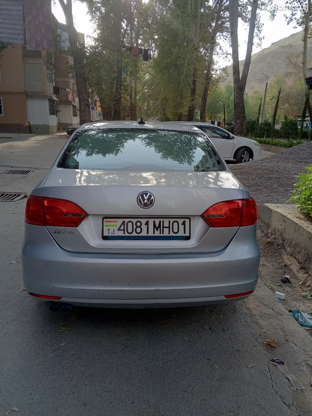 Volkswagen Jetta 2011 · 2.5 AT