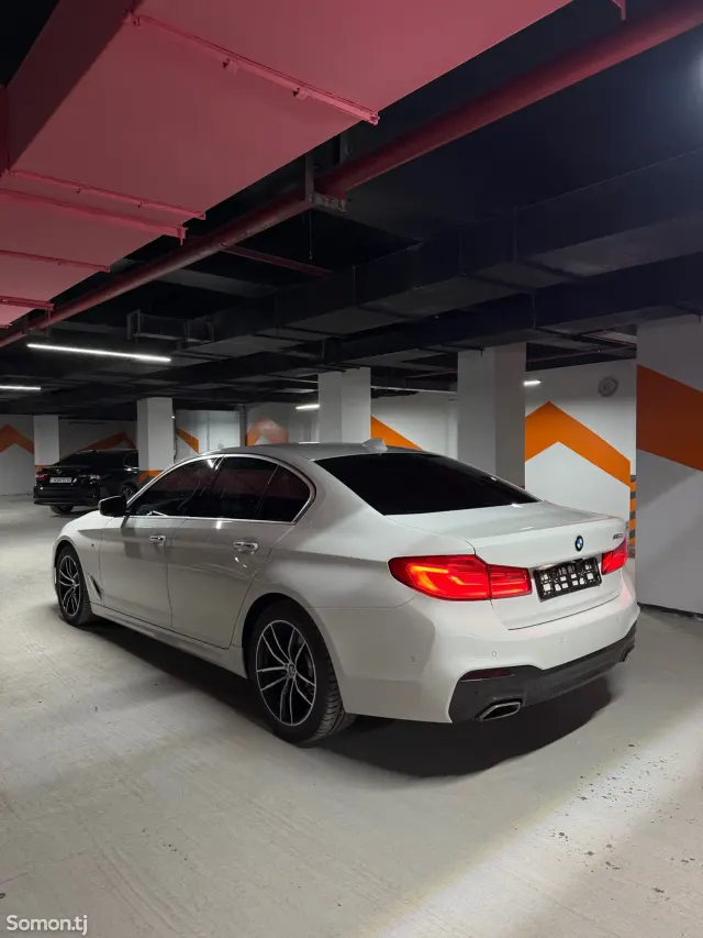 BMW 5 series 2019 · 2.0 AT