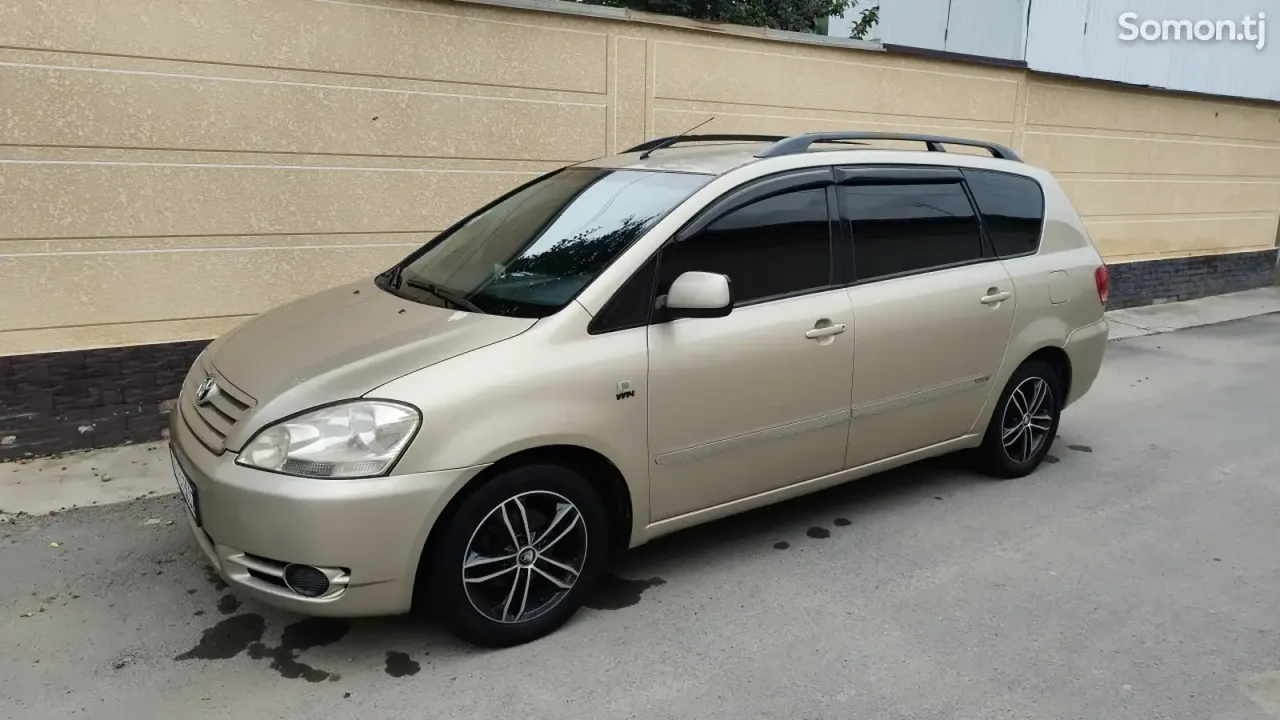 Toyota Avensis 2004 · 2.4 AT