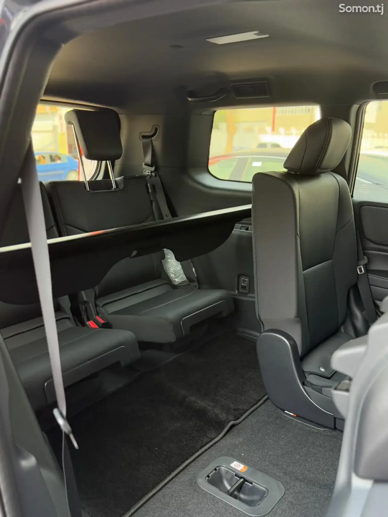 Toyota Land Cruiser Prado 2025 · 2.4 AT