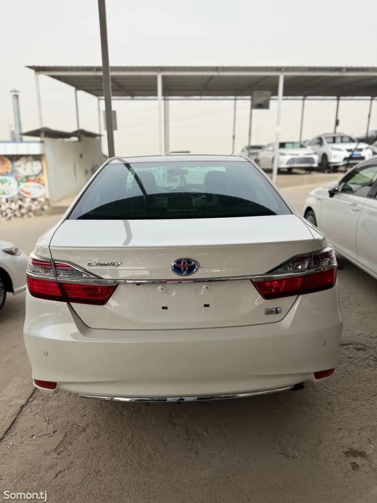 Toyota Camry 2015 · 2.5 AT