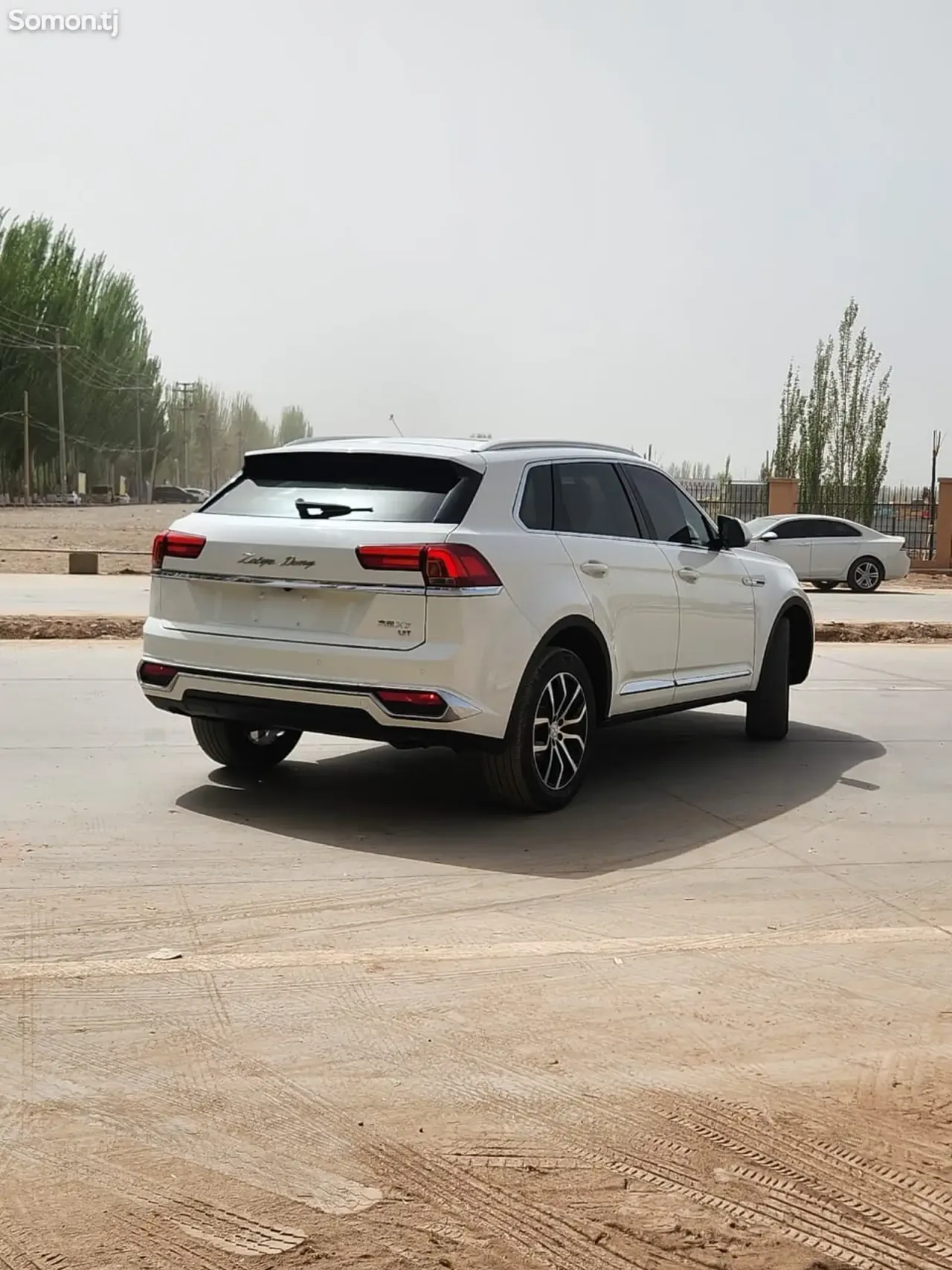 Zotye Domy X7 2018 · 1.8 AT