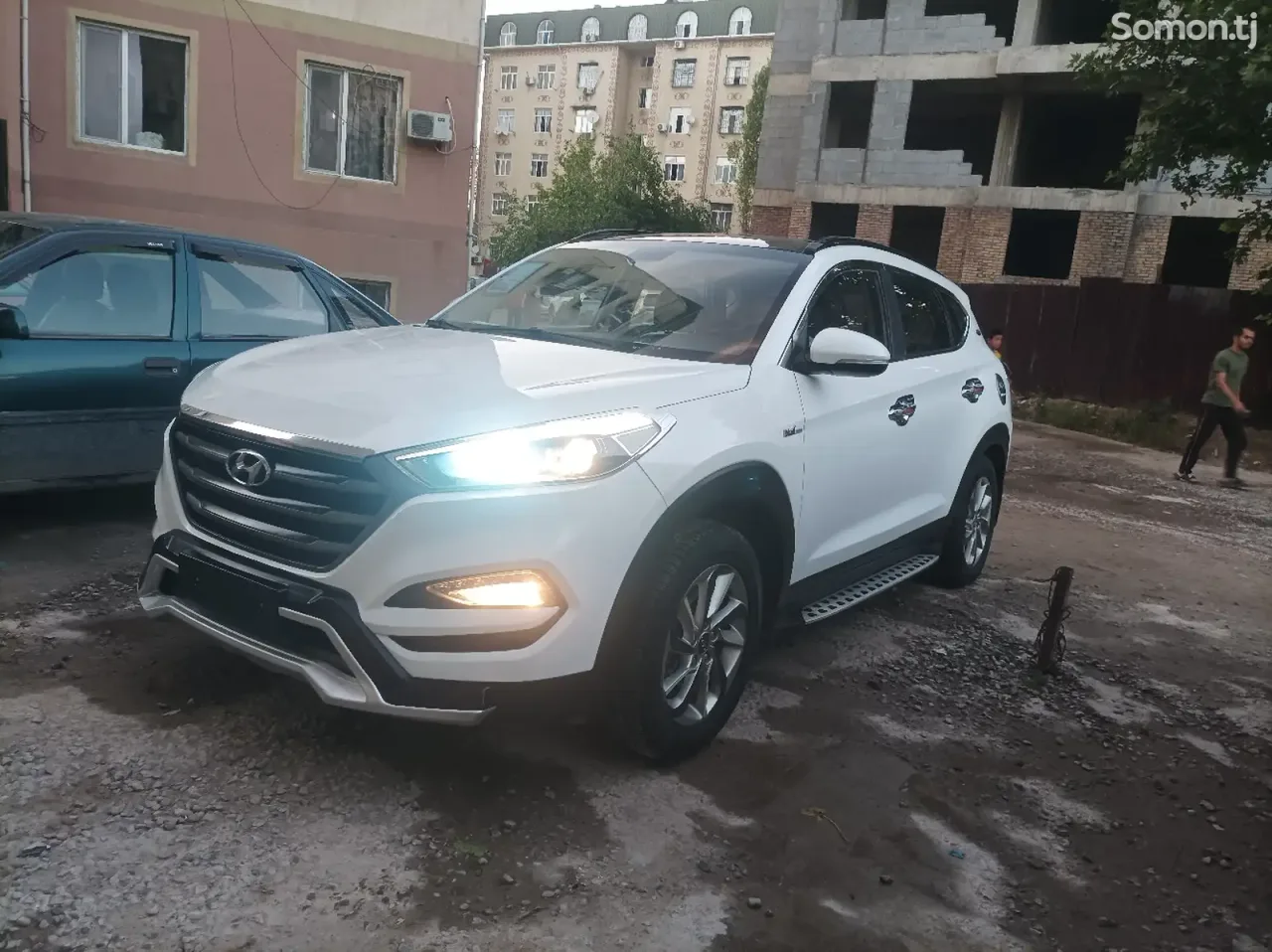 Hyundai Tucson 2017 · 1.6 AT