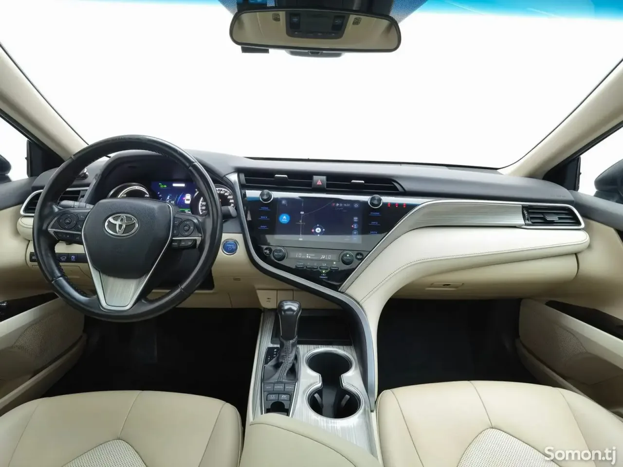 Toyota Camry 2019 · 2.5 AT